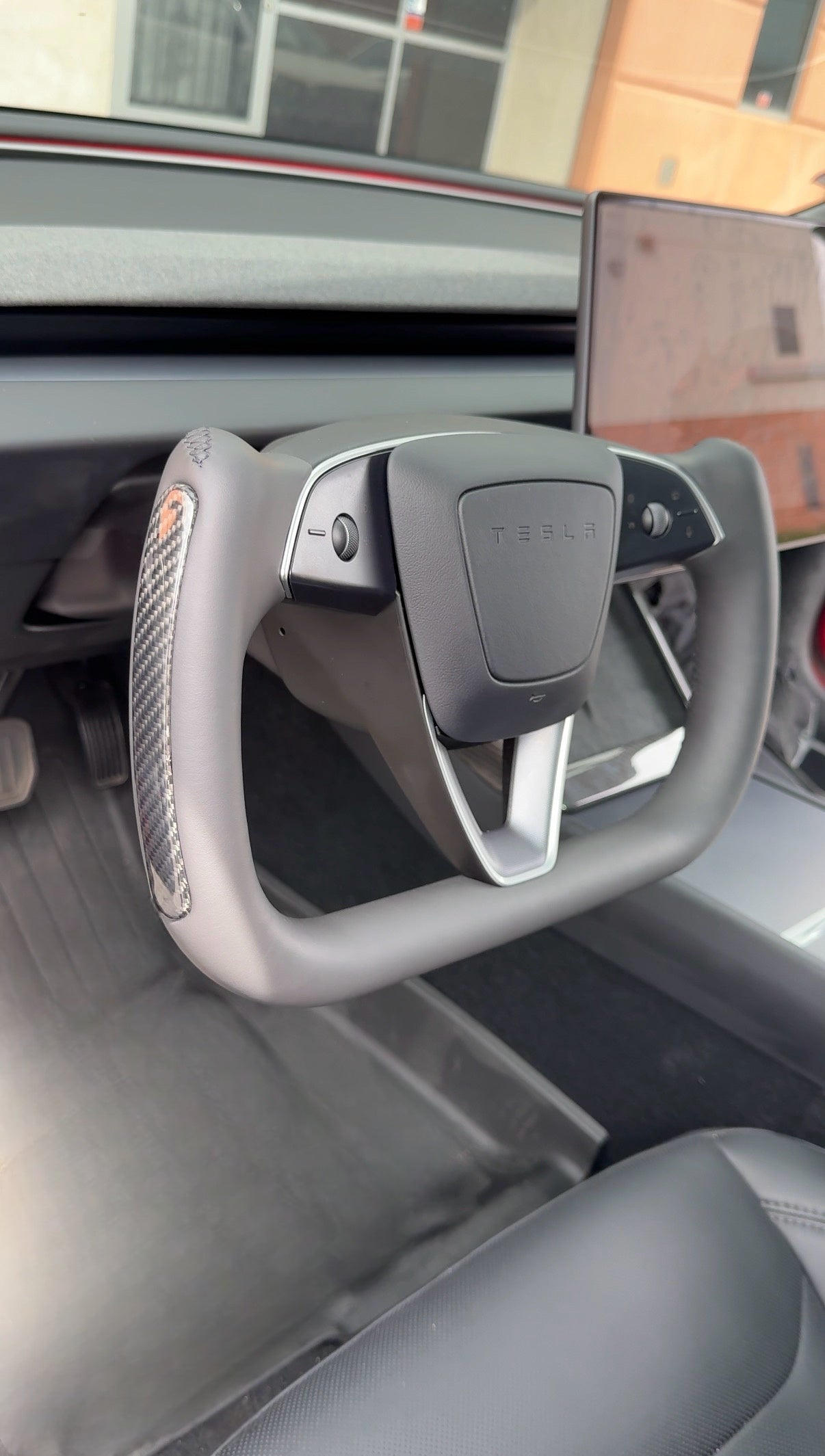 Tesla Model 3 Highland/ Model Y Juniper Nappa Leather Yoke Steering Wheel With Heating - Smartesla