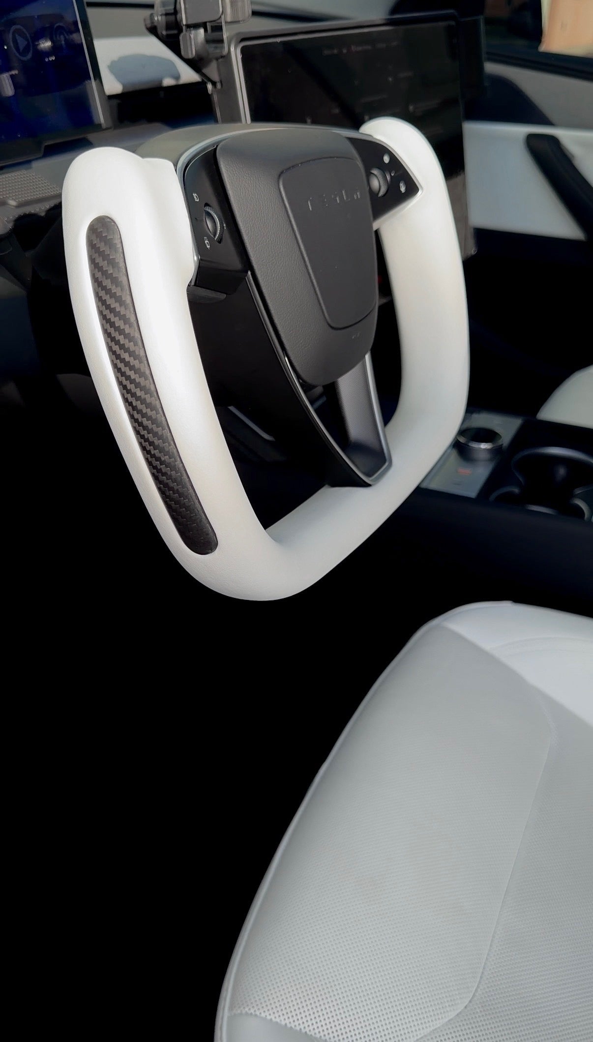 Tesla Model 3 Highland/ Model Y Juniper Nappa Leather Yoke Steering Wheel With Heating - Smartesla